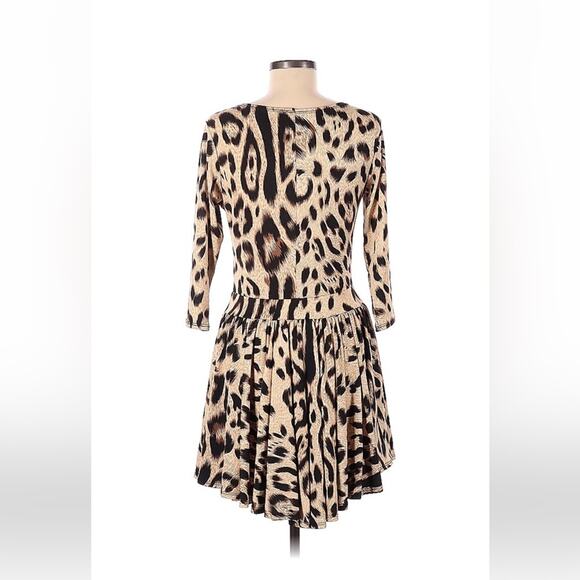 Cleo drop waist asymmetrical hem leopard print dress, size med - Picture 2 of 8